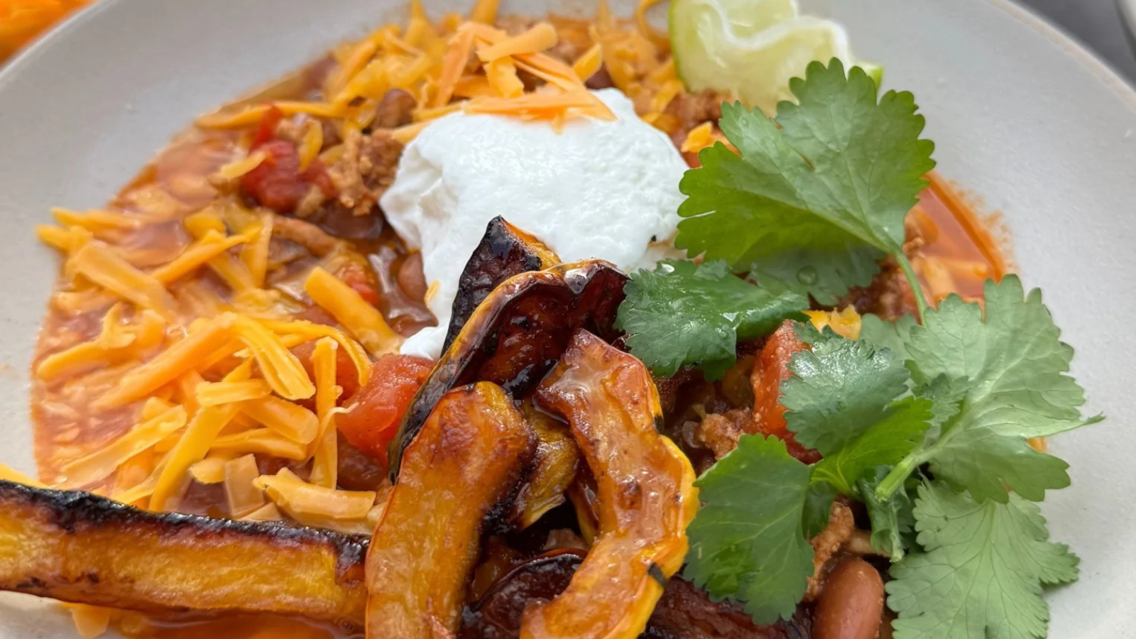 turkey & bean chili with delicata squash