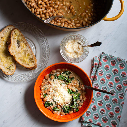 Garlicky yellow beans with greens